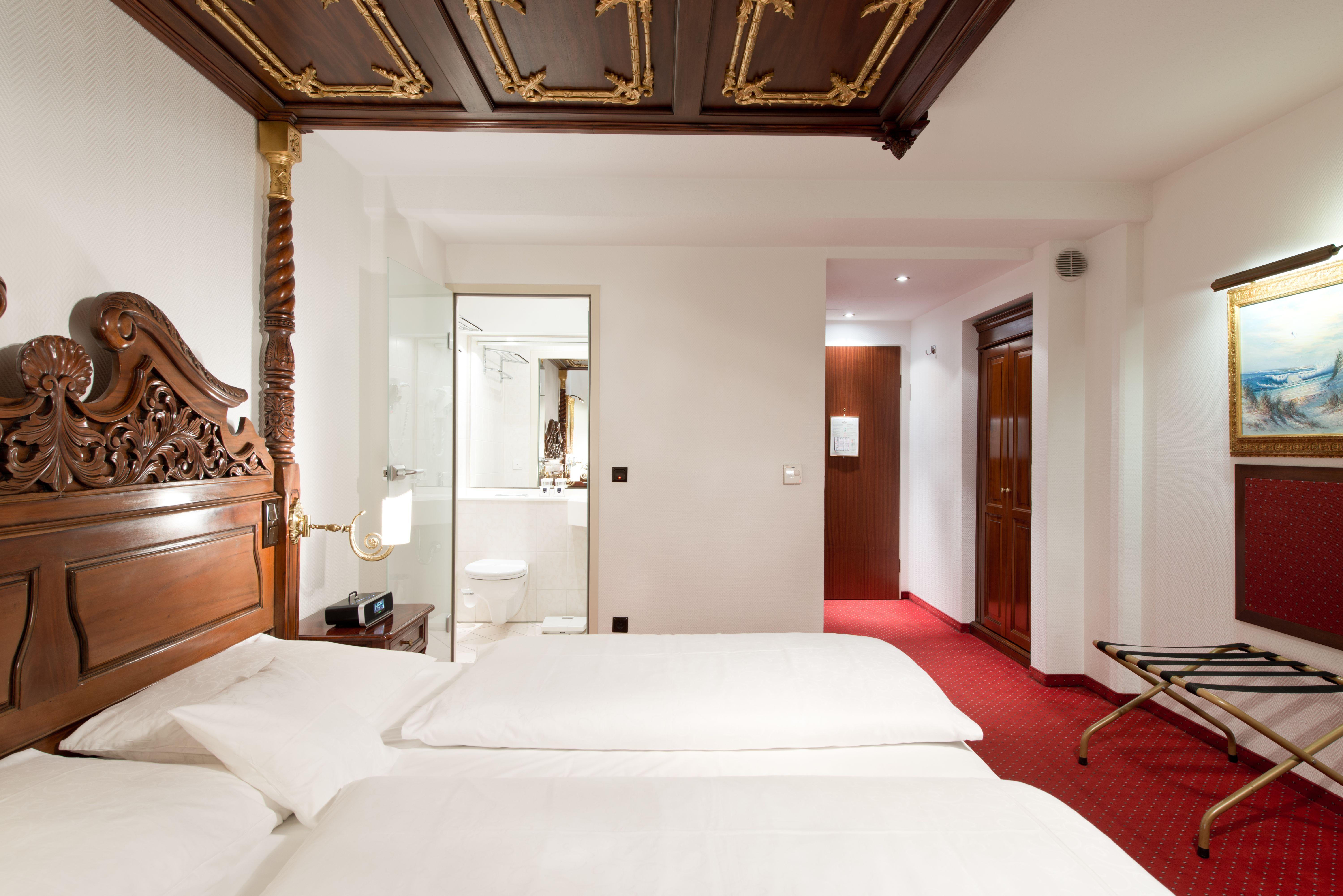 King'S Hotel Center Superior Munich Room photo